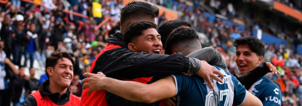 ¡3 AL HILO! Los Tuzos derrotan 2-0 a Santos Laguna