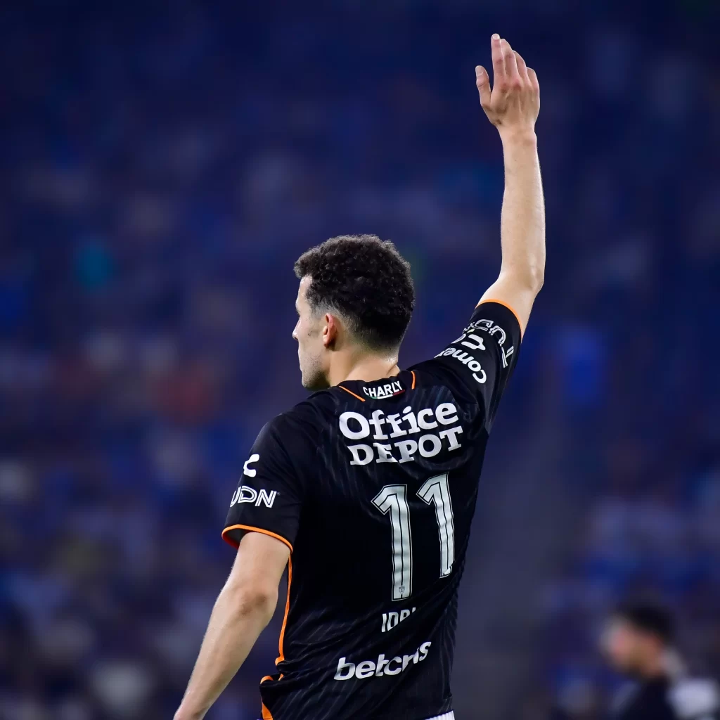 Oussama Idrissi, a otro nivel en la Liga Mx