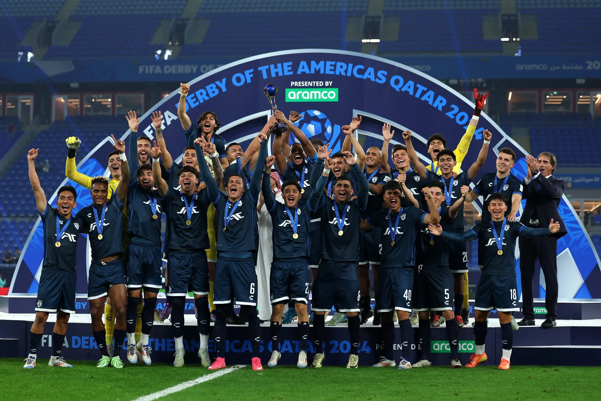¡Pachuca Campeón de America!